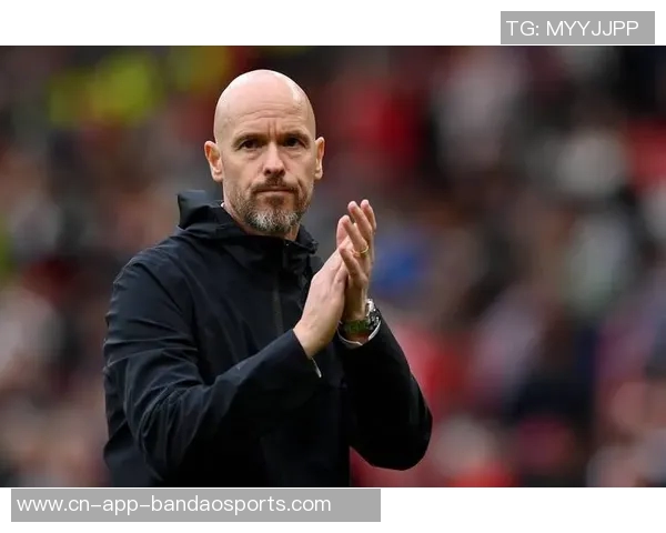 滕哈赫回忆执教阿贾克斯时压制切尔西的辉煌时刻与如今惨败的对比