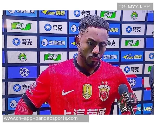 前海港外援古斯塔沃抵达郑州加盟河南队倒计时已开启